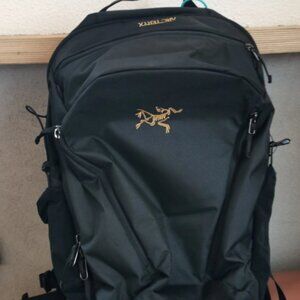 Arcteryx  Mantis 26